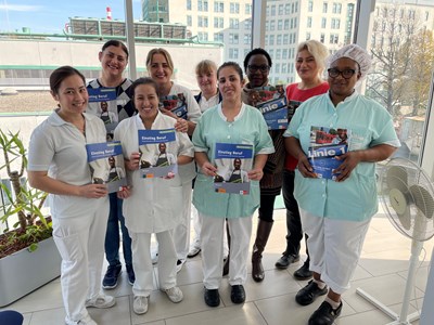 Mitarbeiter/-innen beim Deutschkurs