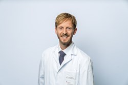 Univ.-Prof. Dr.  med. Helmut J.F. Salzer, MPH, FECMM, Leiter der Klinischen Abteilung für Infektiologie und Tropenmedizin