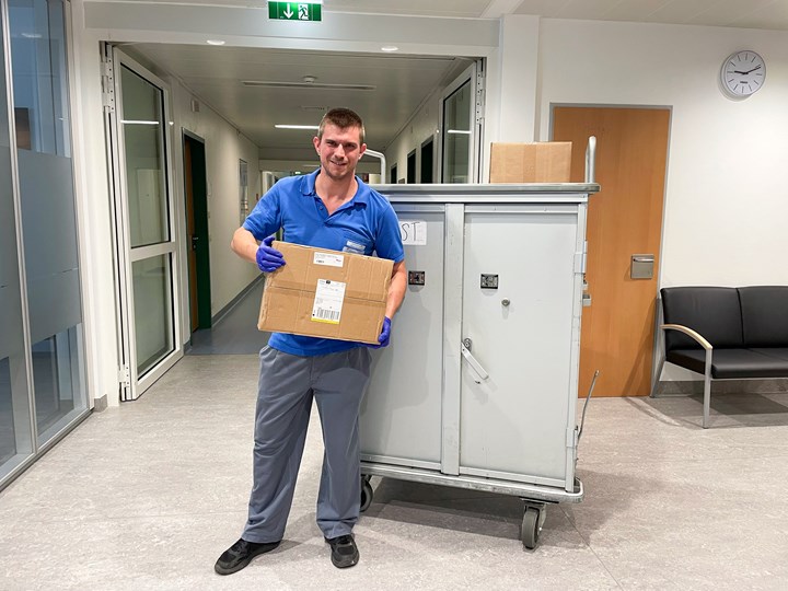 Mitarbeiter Hol- und Bringdienst