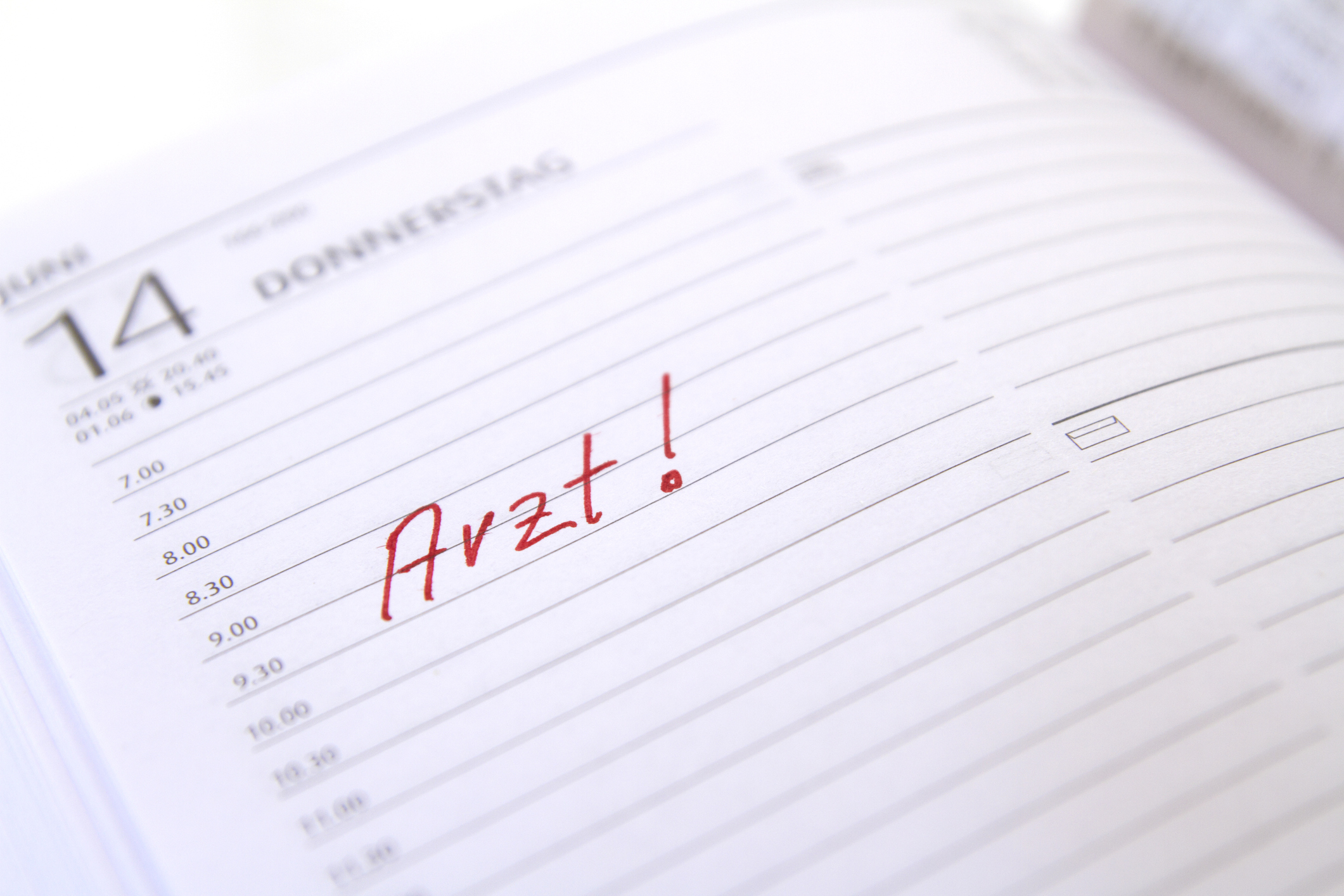 Terminkalender mit eingetragenem Arzttermin