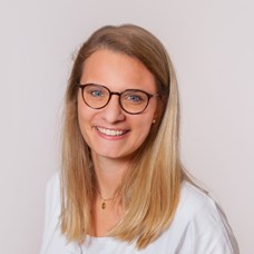 Profilbild von Ass. Dr.in Stephanie Zott