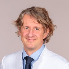 Profilbild von Prim. Dr. Jörg Auer