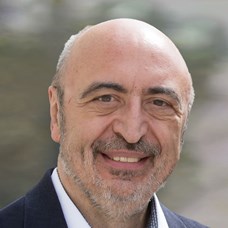 Profilbild von ZBR Prof. Dr. med. habil. Serge Weis